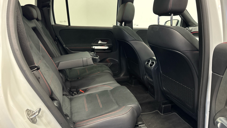 Mercedes-Benz GLB 200 AMG Line Premium Plus 5dr 7G-Tronic Petrol Estate